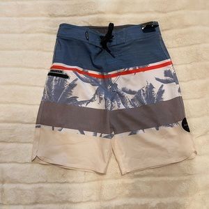 NWT- Rip Curl Board Short size 24 (8)